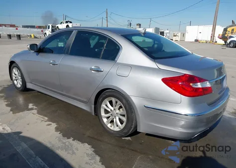 2013 Hyundai Genesis 3.8 from USA, damaged, VIN KMHGC4DD5DU222327